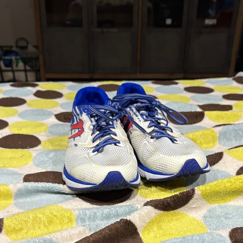 If you are looking for Newtons, send me an offer!